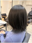 オリーブグレージュ透明感くびれヘアミディアムレイヤー10代20代