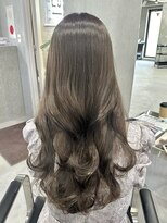 シティー バイ ラック(CITY by LUCK)&nbsp;オリーブベージュ/本八幡/デザインカラー/ハイライト/ブリーチ