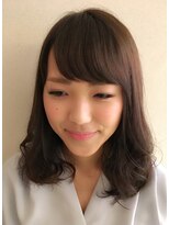 柔らかアッシュベージュセミディ 担当 本田奈穂美