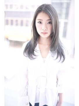 エストリア 栄店(ESTREA) 透き通るようなブルーアッシュ by鬼頭