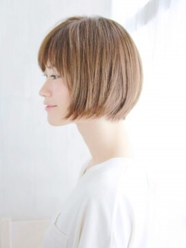 ヘアメイク ナル(hair make nalu) ハイトーンの美シルエットショート