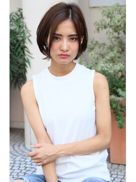 ロエナ(ROENA) 20代30代40代50代小顔カット黒髪ワンレンボブルフネビージュ前髪