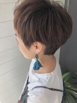 ヘアーワークスヴィクサス(HAIR WORKS VIXUS)&nbsp;耳出しマッシュショート☆