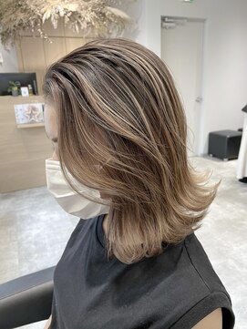 アヴァンス 京橋店(AVANCE) ハイライトグラデーション!ホワイトミルクティーベージュ@京橋