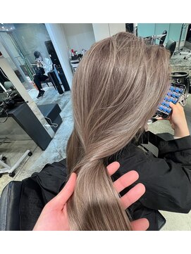 ウィリートーキョー 渋谷(WELLY TOKYO) 艶々ハイトーン/安岐辰徳