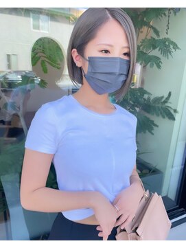 シェルハ(SHELHA) 【yurika】ぷつっと前下がりボブグレージュカラー