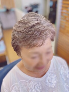 メイズ モナカ店(MAYS) グレイヘア進行中