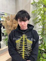 ギークス(GEEKS)&nbsp;【GEEKS渋谷】透明感ブラック/モード/ストリートカジュアル/小顔