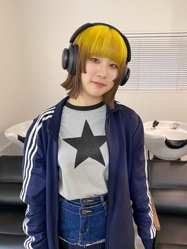 シイ(SIE) ルーツカラー　デザインカット