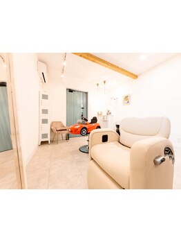 カウンセリングからお見送りまで一人のスタイリストが担当！髪のお悩みを解決し、理想のスタイルを◎