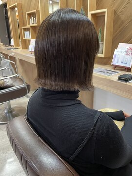 ヘア プロデュース キュオン(hair produce CUEON.) 切りっぱなしボブ×オリーブベージュ