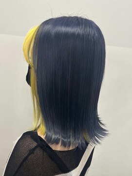 アパートメントヘアー インナーカラー/イエロー/ブルーブラック