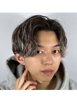 ロッドマントウキョウ 戸越店(RODMAN TOKYO)&nbsp;センターパート　理容室　戸越銀座　美容室