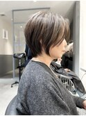 柏グランマッシュショートデザイン暗めカラーハイライトショート
