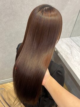 ロンド フィーユ(Lond fille) オリーブグレー髪質改善/黒髪/小顔/くすみベージュ/銀座 ■