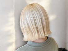 ブリーチによるダメージの90%以上抑えて理想の明るさへ導く【ケアブリーチ】