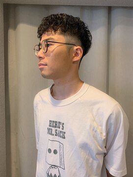 パーク(PARK) メンズクロップフェードスパイラルパーマビジネス