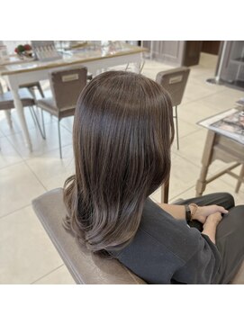 フォルテ 藤枝エピ店 白髪ぼかしカラー