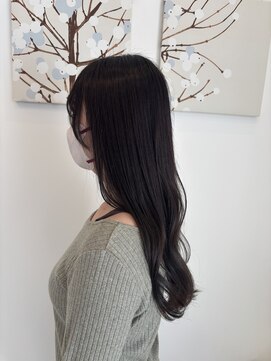 ジジ チーク 栃木(Gigi cheek) アッシュグレージュ