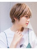 耳かけカジュアルイメチェンショート/フォギーベージュ