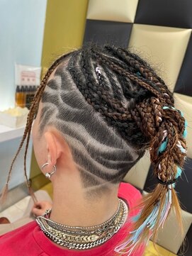 髪技空間アノン(anon) コーンロウ＋バリアート