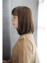 オティアプラスエヌ(OTTIA+n)&nbsp;20代30代40代　ムードを呼ぶショートバング【松山】