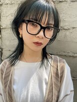 カルテ(QUARTE)&nbsp;ウルフカット　ビリジアン