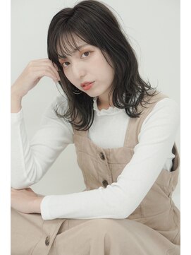 パース 横浜(PERS) キュートなミディアムボブ