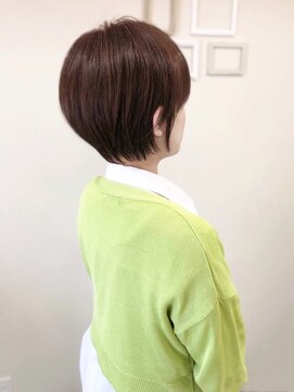 アレゴ(Allergo) 大人可愛い20代30代40代黒髪前下がりショートボブ丸みショート◎