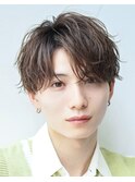 ツーブロック束感流行センターパート