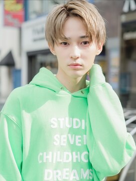 ジョエミバイアンアミ(joemi by Un ami) (joemi 新宿)センターパート アップバング メンズカット 近江