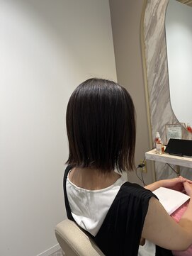 トッカ 高槻店(tocca) 外ハネぱっつんボブ