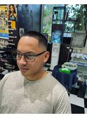 バズカットスキンフェード