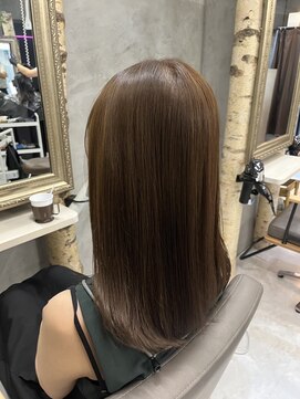 クロムス 梅田茶屋町店(clomus) アッシュブラウン