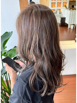 フェリシータ 高槻店(felicita) 透明感カーキベージュ×レイヤーカール