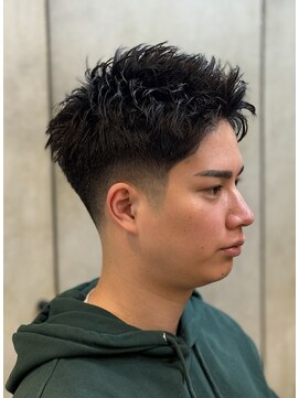 ドルクス 上野店(Dorcus) ローフェードスパイキーショート！無造作ピンパーマ　上野床屋