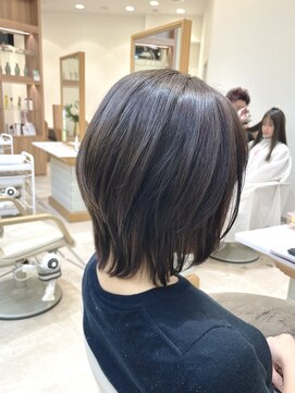 シュヴー 浦安店(CHEVEUX) ウルフ/レイヤー/くびれ/明るい白髪染め/30代/40代/50代