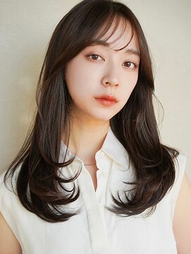 ケーツー 青山店(K two) 柔らかな揺れ感が魅力のナチュラルフェミニンロング