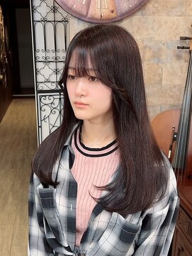 インデペンデンス(independence) ロングレイヤー×前髪クロスパーマ