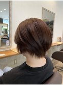 軽さのあるショートボブ