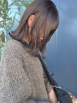 ミディアム/レイヤーカット/透明感シアーブラウン