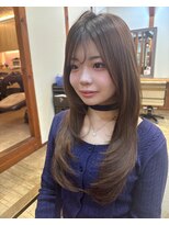ジルフラン(JILL franc) ハイレイヤー3/4小顔カット大人ガーリー