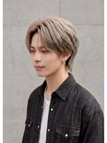 スズ(SUZU)&nbsp;透明感ハイトーン×韓国風ミディ