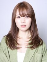 ネリ(NERi)&nbsp;抜け感たっぷり☆顔まわりシャギー×レイヤースタイル