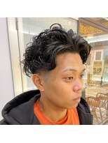 マイティ バイ エイチ(mighty by H)&nbsp;クシャッとパーマ×ローフェード