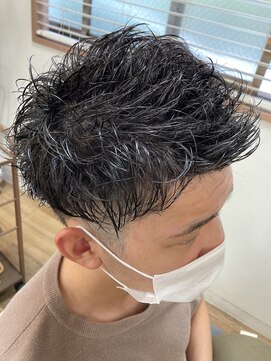 ヘアーゾーン ハチマルハチ 登戸駅前店(Hair Zone 808) 男は結局シンプル黒髪が最強！
