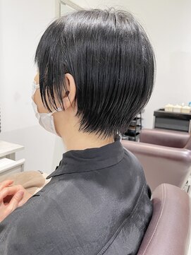 アンサム 三軒茶屋(UNSOME) 上質ショートボブ/黒髪でも軽やかショートスタイル/豊岡