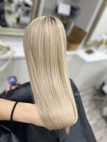 ナナ(NANA)&nbsp;ミルクティーベージュ・ダブルカラー・ケアブリーチ