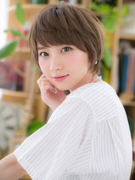 カバーヘア ブリス 大宮西口(COVER HAIR bliss) インナーカラー前下がり小顔マッシュショートc5大宮20代30代40代