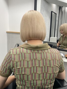 ラフ 立川(Laff) 簡単スタイリング/切りっぱなしボブ/ミルクティーベージュ/立川